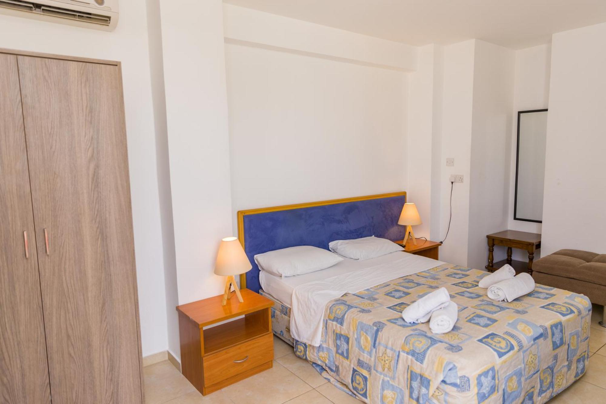 阿莱科斯公寓式酒店 Paphos 外观 照片